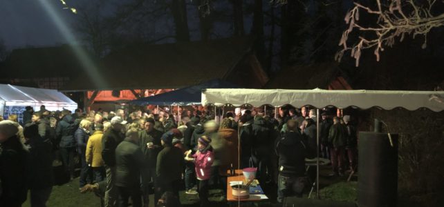 Weihnachtsmarkt mit Rekorderlös Weihnachtsmarkt mit Rekorderlös