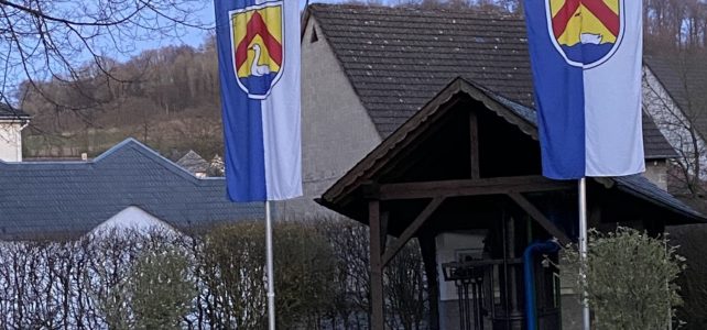 Fahnen an der Lambachpumpe
