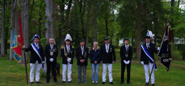 Ehrungen der Jubelpaare und Kranzniederlegung am Ehrenmal