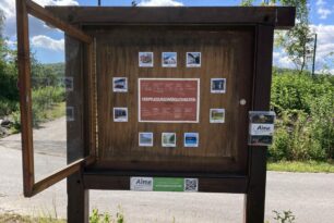 Infokasten am WoMo-Stellplatz neu gestaltet