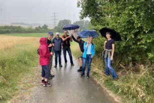 Einweihung der neu gestalteten Dinosaurierfundstelle in Nehden