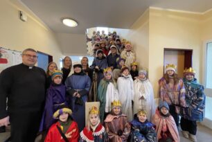 Sternsinger zogen von Haus zu Haus