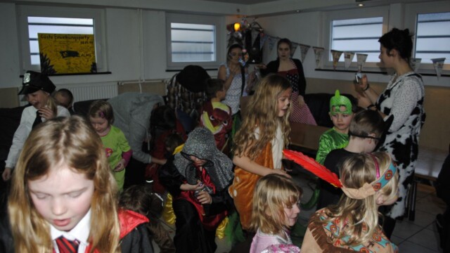 Kinderkarneval des Familientreffs am Sonntag, 4.2.18