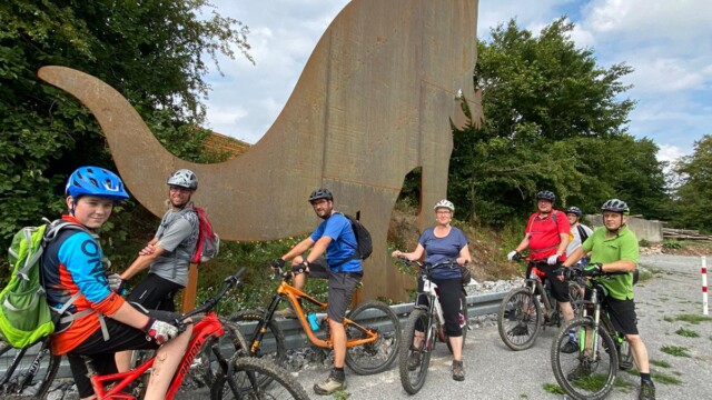 Fahrradtour der KLJB-Mitglieder zum Dinoloch nach Nehden am 21.8.
