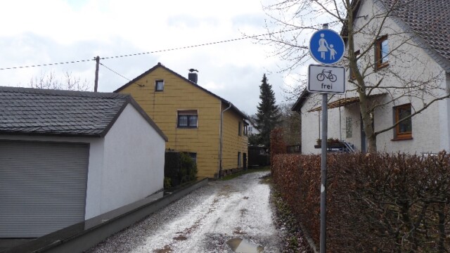 C:\Users\NB1\Desktop\PRIVATE BILDER STAND 11.02.2021\ALME\Beschilderung in Alme\Stichstraßen\Neuer Ordner\P1020528.JPG
