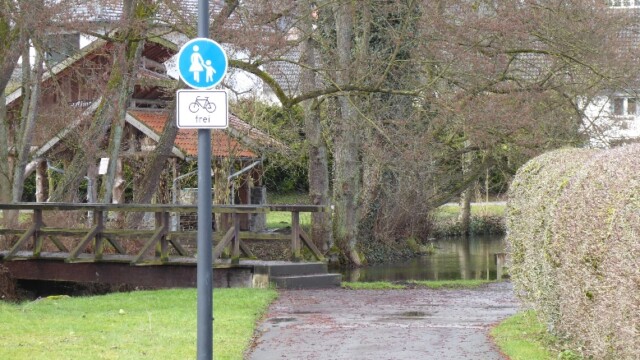 C:\Users\NB1\Desktop\PRIVATE BILDER STAND 11.02.2021\ALME\Beschilderung in Alme\Stichstraßen\Neuer Ordner\P1020543.JPG