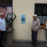 Erweiterung der historischen Schilder im Dorf - im Juli
